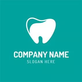歯医者のロゴ Lovely White and Green Teeth logo design