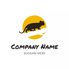 猫のロゴ Yellow Circle and Black Wildcat logo design
